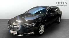 Svart (black) Begagnad 2018 Opel Insignia Kombi | 209 000 kr (Marknadspris)