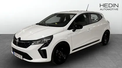 Vit Begagnad 2023 Renault Clio V Evolution Halvkombi | 174 900 kr (Marknadspris)
