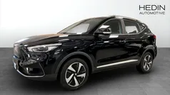 Svart (black) Begagnad 2023 MG ZS Comfort Sedan | 309 990 kr (Marknadspris)