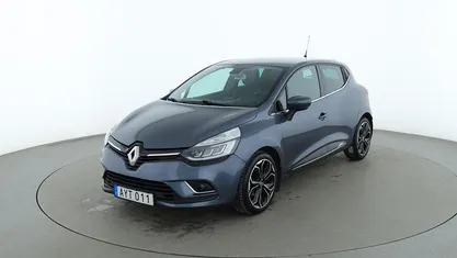 Grå Begagnad 2016 Renault Clio IV Intens Halvkombi | 91 000 kr (Marknadspris)