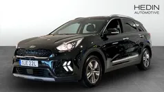 Svart (black) Begagnad 2021 Kia Niro Advance SUV | 239 900 kr (Marknadspris)
