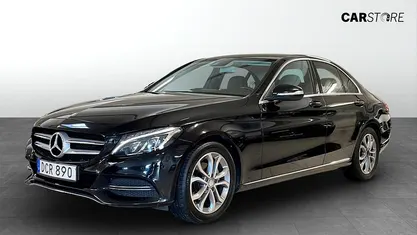 Svart Begagnad 2015 Mercedes C180 Sedan | 139 900 kr (Marknadspris)