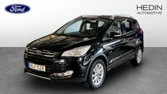 Svart (black) Begagnad 2015 Ford Kuga SUV | 109 500 kr (Marknadspris)
