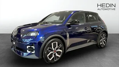 Begagnad 2025 Renault 5 E-Tech Techno Halvkombi | 405 800 kr (Marknadspris)