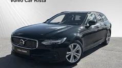 Svart Begagnad 2022 Volvo V90 Core Kombi | 339 900 kr (Marknadspris)