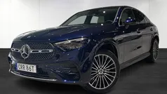 Begagnad Mercedes GLC400d AMG Line Premium Plus 381 HK (280 kW) 2023 Mörkblå (blue) Sportkupé