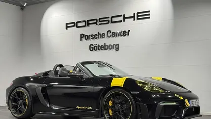 Begagnad Porsche 718 Spyder 500 HK (367 kW) 2024 Flerfärgad (black) Cab