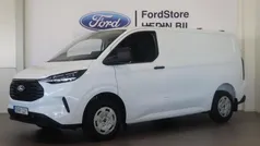 Vit Ny 2024 Ford Transit Custom Trend | 395 850 kr