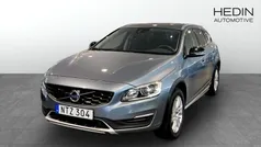 Begagnad 2016 Volvo V60 CC Momentum Kombi | 199 900 kr (Superpris)