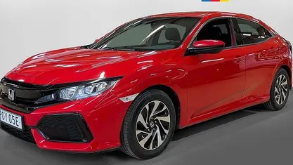 Begagnad Honda Civic Comfort 129 HK (94 kW) 2018 Röd Halvkombi