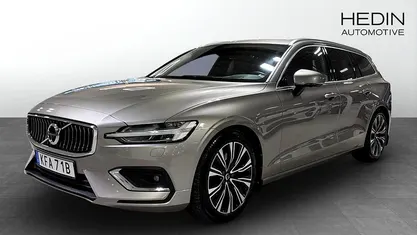 Grå Begagnad 2019 Volvo V60 Inscription Kombi | 319 900 kr (Bra pris)