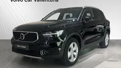 Svart Begagnad 2022 Volvo XC40 Momentum SUV | 299 900 kr (Bra pris)