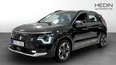 Svart (black) Begagnad 2022 Kia e-Niro SUV | 289 900 kr (Marknadspris)