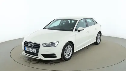 Vit Begagnad 2015 Audi A3 Attraction Sedan | 109 000 kr (Bra pris)