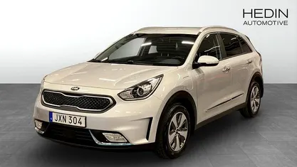 Grå Begagnad 2018 Kia Niro Advance SUV | 144 900 kr (Bra pris)
