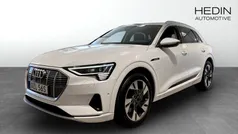 Vit (white) Begagnad 2022 Audi e-tron Proline SUV | 389 900 kr (Marknadspris)