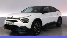 Vit Begagnad 2023 Citroën e-C4 Shine Halvkombi | 238 900 kr (Marknadspris)