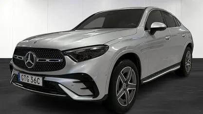 Begagnad 2025 Mercedes GLC300e AMG line Sportkupé | 809 900 kr (Marknadspris)