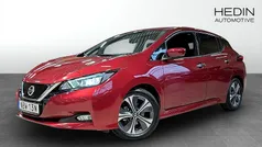 Röd Begagnad 2021 Nissan Leaf N-Connecta Halvkombi | 169 900 kr (Bra pris)