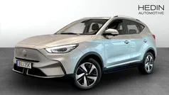 Grå (grey) Begagnad 2022 MG ZS Luxury Sedan | 244 900 kr (Superpris)