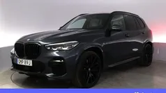 Grå Begagnad 2022 BMW X5 M Sport SUV | 689 900 kr (Marknadspris)