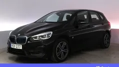 Svart Begagnad 2018 BMW 225 Active Tourer Sport Line Minibuss | 188 900 kr (Superpris)