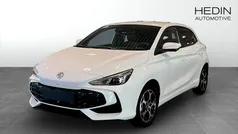Vit (white) Ny 2024 MG MG3 Luxury Halvkombi | 284 990 kr (Marknadspris)