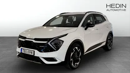 Vit (white) Begagnad 2022 Kia Sportage GT-Line SUV | 384 900 kr (Marknadspris)