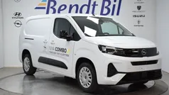 Vit Ny 2024 Opel Combo Elite Minibuss | 324 375 kr (Superpris)