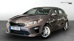 Brun (brown) Begagnad 2018 Kia Ceed Halvkombi | 144 900 kr (Marknadspris)