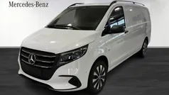 Svart Begagnad 2024 Mercedes Vito Minibuss | 608 520 kr