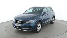 Blå Begagnad 2021 VW Tiguan Elegance SUV | 324 000 kr (Marknadspris)