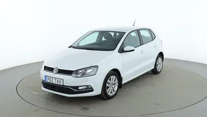 Vit Begagnad 2016 VW Polo Halvkombi | 116 000 kr (Marknadspris)