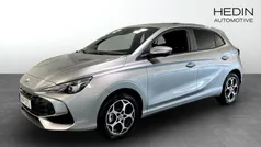 Grå Begagnad 2024 MG MG3 Luxury Halvkombi | 249 900 kr (Marknadspris)