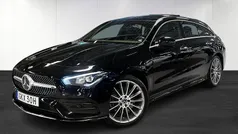 Svart (black) Begagnad 2023 Mercedes CLA250e Shooting Brake AMG line Kombi | 359 900 kr (Lite dyr)