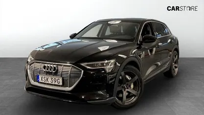 Begagnad Audi e-tron 230 kW (313 HK) 2020 Svart SUV
