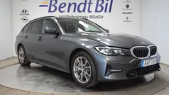 Grå Begagnad 2021 BMW 330e Shadowline Kombi | 239 500 kr (Marknadspris)