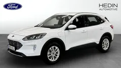 Vit (white) Begagnad 2022 Ford Kuga Titanium SUV | 269 900 kr (Marknadspris)