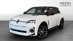 Vit (white) Ny 2025 Renault R5 Iconic Halvkombi | 435 600 kr