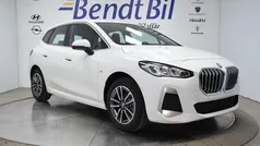Alpine white Ny 2025 BMW 225 M Sport Halvkombi | 479 500 kr (Bra pris)