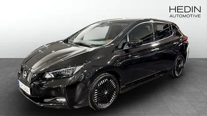 Begagnad Nissan Leaf N-Connecta 110 kW (150 HK) 2023 Halvkombi