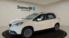 Vit nacré metallic Begagnad 2019 Peugeot 2008 Active SUV | 139 900 kr (Bra pris)