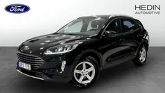 Svart (black) Begagnad 2022 Ford Kuga Titanium SUV | 244 900 kr (Bra pris)