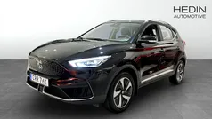 Svart Begagnad 2022 MG ZS Comfort Halvkombi | 234 900 kr (Marknadspris)