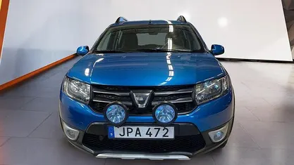 Begagnad Dacia Sandero Stepway 90 HK (66 kW) 2014 Blå Kombi