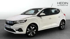 Vit (white) Ny 2025 Dacia Sandero Expression Halvkombi | 219 900 kr (Marknadspris)