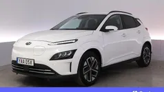Vit Begagnad 2022 Hyundai Kona Essential SUV | 179 900 kr (Marknadspris)