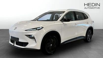 Vit Ny 2025 MG S5 Comfort SUV | 387 990 kr (Marknadspris)