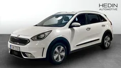 Vit (white) Begagnad 2018 Kia Niro 2 SUV | 224 900 kr (Marknadspris)