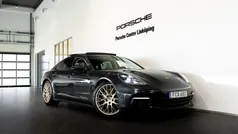 Porsche Panamera 4